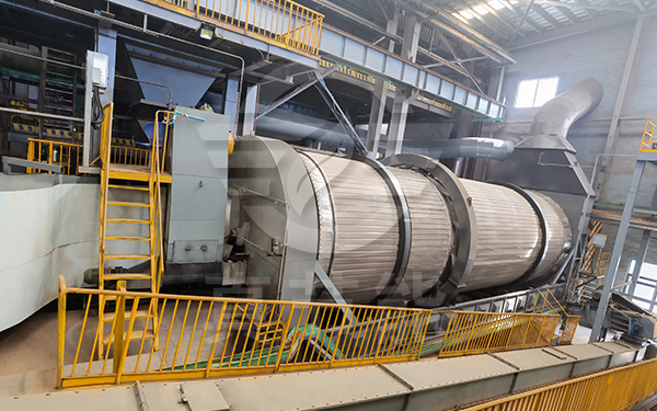 紅薯渣烘干設(shè)備運(yùn)行現(xiàn)場 紅薯渣烘干設(shè)備運(yùn)行現(xiàn)場